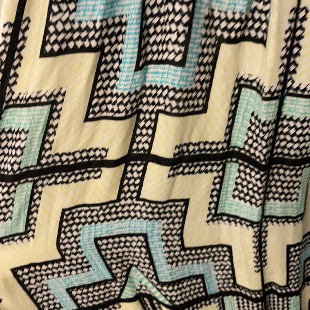 Patterned Maxi Dress - Picture 3 of 4